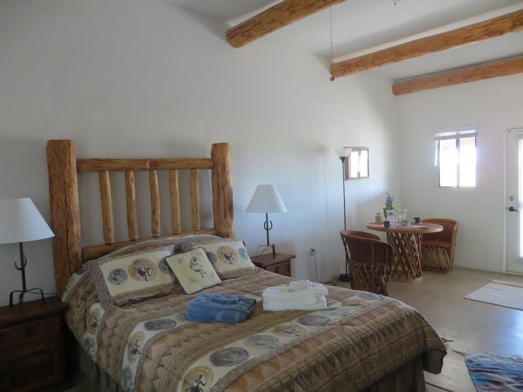 Rancho Milagro Bed&Breakfast Elgin Habitación foto
